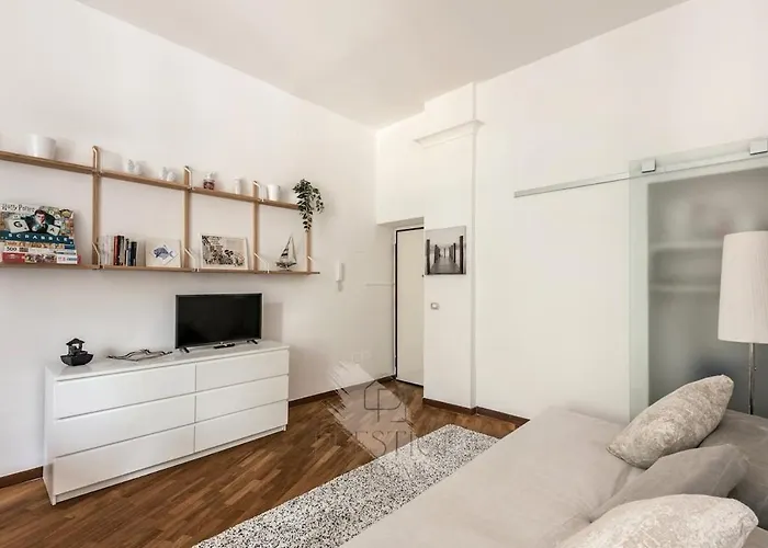 Vatican Gallery Apartment